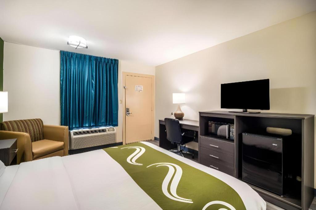Quality Inn Columbia Airport West Columbia Bagian luar foto