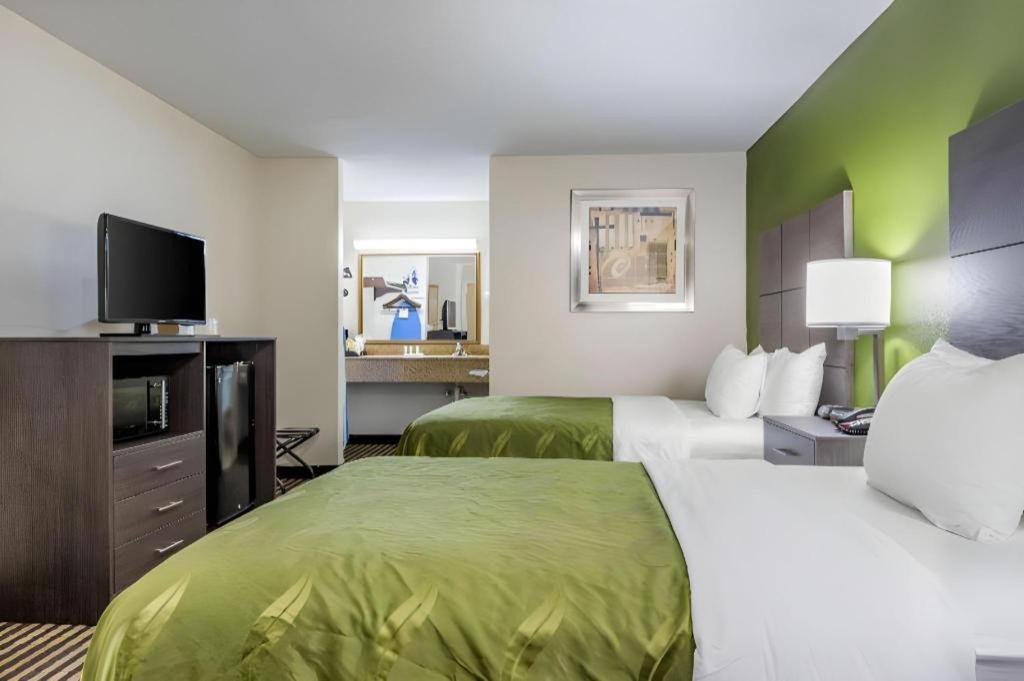 Quality Inn Columbia Airport West Columbia Bagian luar foto