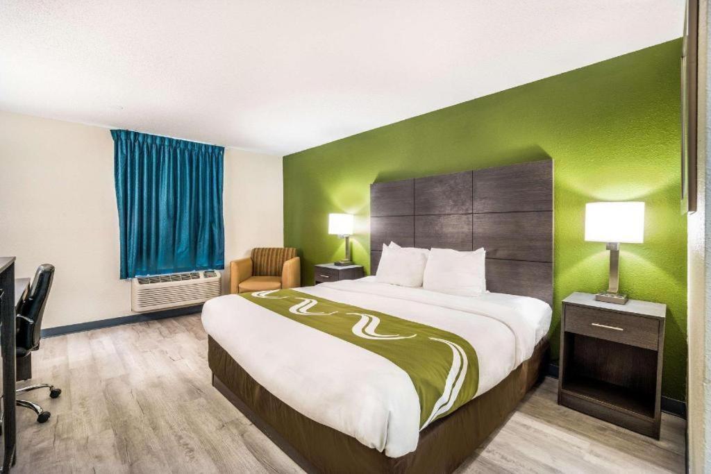 Quality Inn Columbia Airport West Columbia Bagian luar foto