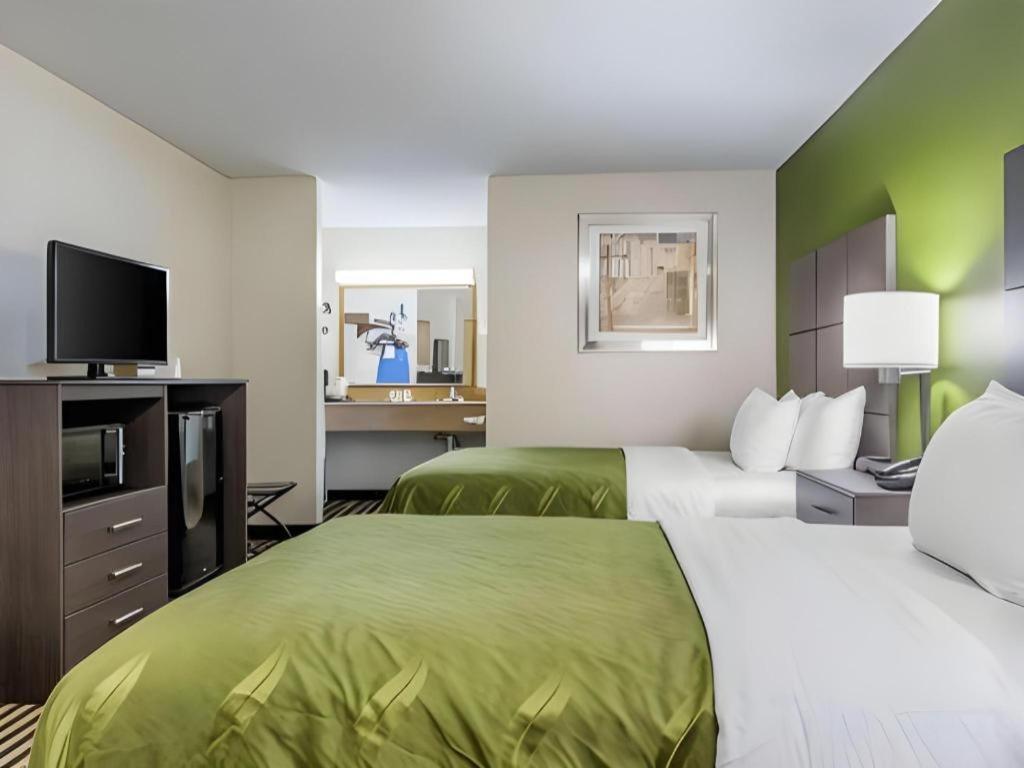 Quality Inn Columbia Airport West Columbia Bagian luar foto